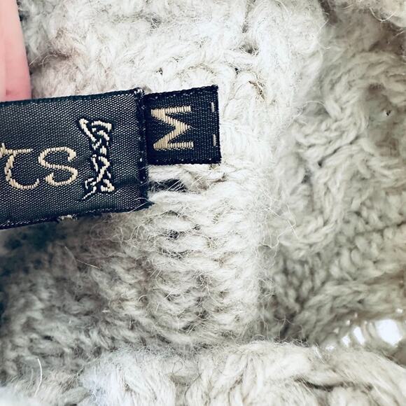 Inis Crafts Sweater Womens M Tan Wool Turtleneck Cable Knit Ireland Fisherman - Picture 6 of 7